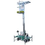 Montaferetri Magister Automatic, peso 385 kg, portata 350 kg, ideale per spazi stretti e pendenze.