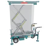 Lettiga alzaferetri Scissors con altezza di carico bassa per rapido utilizzo dopo scarico funebre.